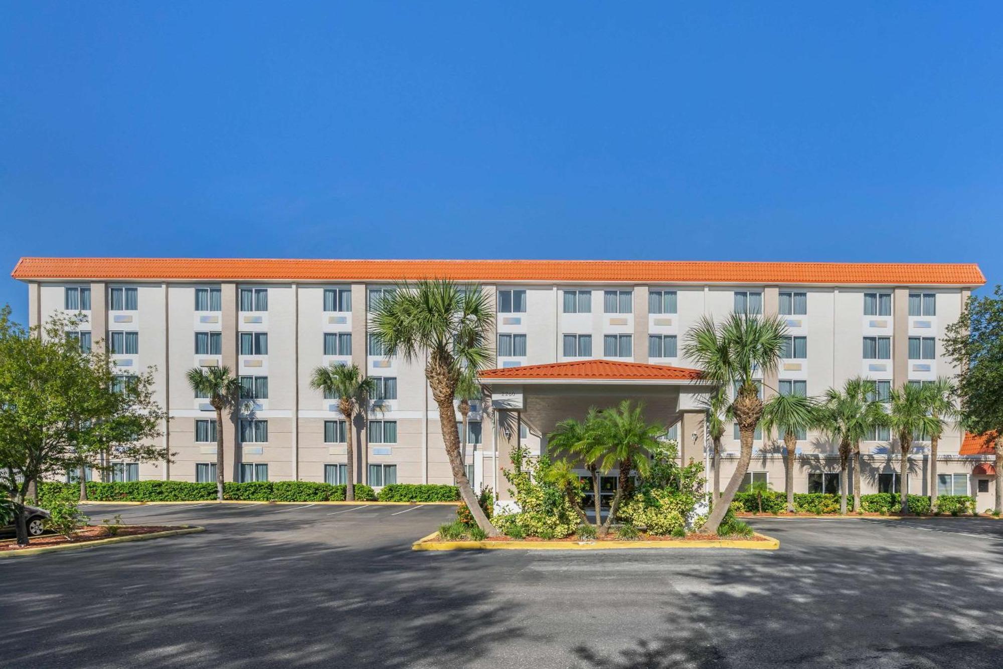 Comfort Inn St Petersburg North St. Petersburg Esterno foto
